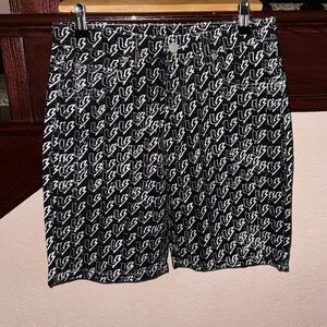 Unshook Men’s Waist Size 30 Logo Painted Shorts ~ Excellent Condition Black Pant